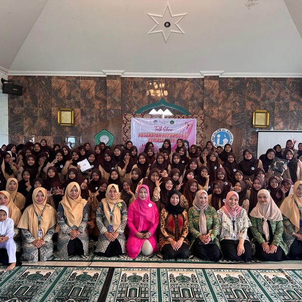 Jaga Diri, Jaga Masa Depan: Edukasi Kesehatan Reproduksi untuk Remaja Putri
