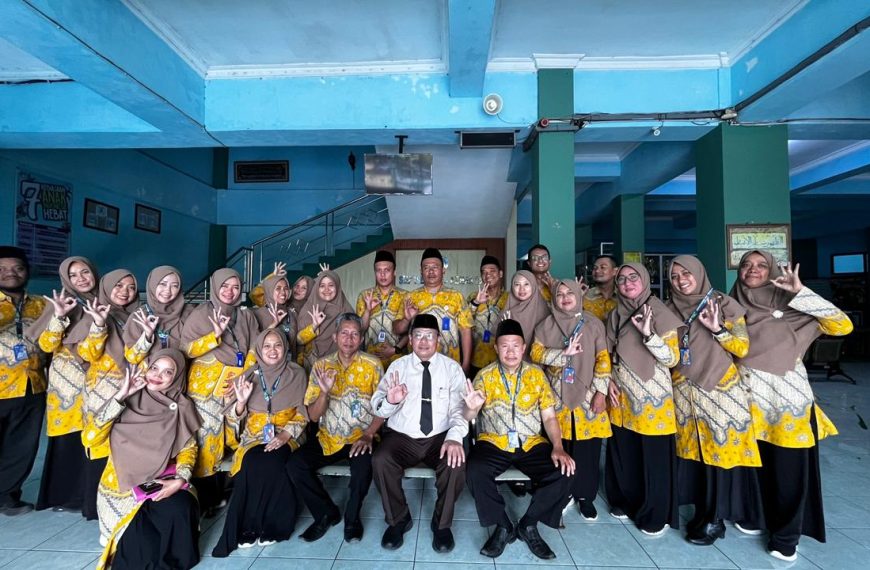 Menjaga Standar Keunggulan: Supervisi Rutin YPI Al Azhar di SMP Al Azhar 18 Salatiga